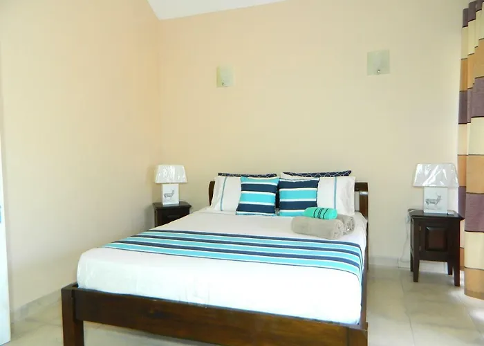 Ariel Beach Villa*